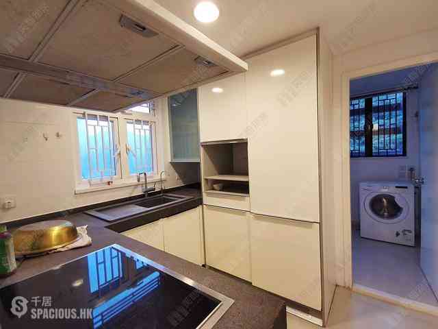 Repulse Bay - The Brentwood 08