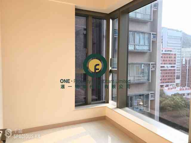 Sai Ying Pun - King's Hill 05