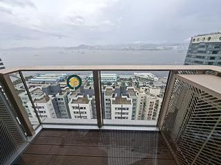 Sai Ying Pun - Des Voeux W Residence 02