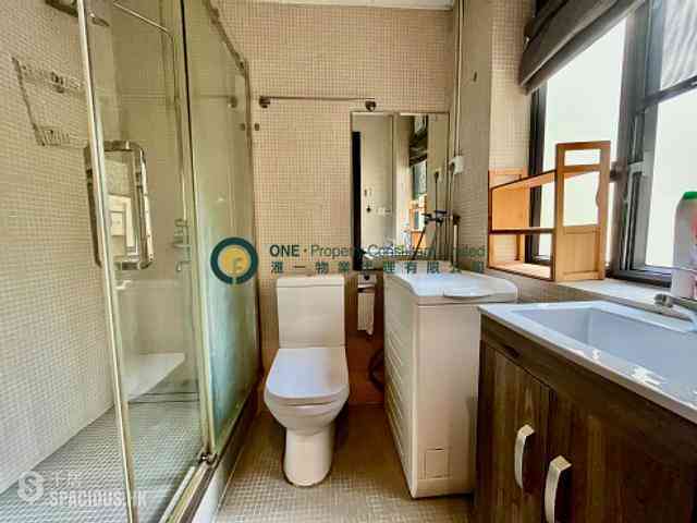 Kennedy Town - 19-21, Sands Street 04