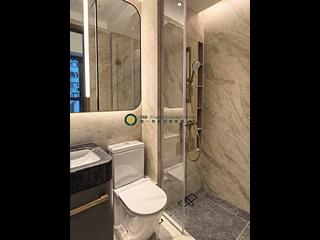 Sai Ying Pun - Des Voeux W Residence 05