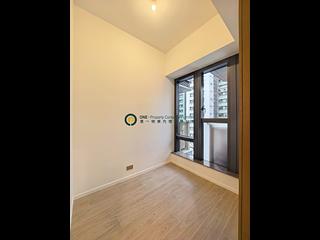 Sai Ying Pun - Des Voeux W Residence 06