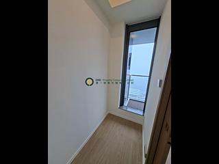 Sai Ying Pun - Des Voeux W Residence 05