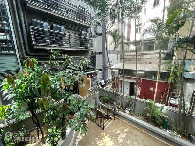 Soho - Lilian Court 03
