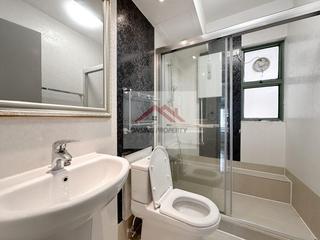 Mid Levels Central - Robinson Place 04