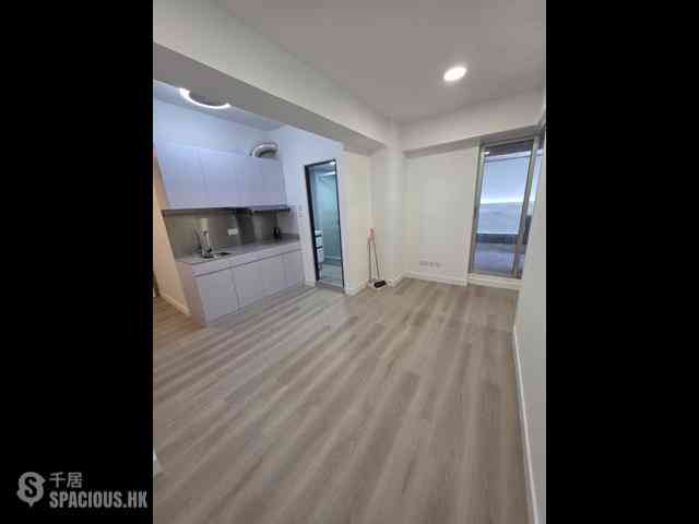 Kennedy Town - Kin Liong Mansion 11