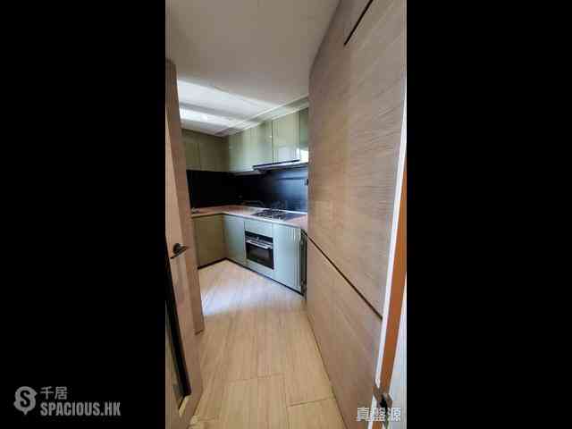 North Point - Fleur Pavilia Tower 1 03