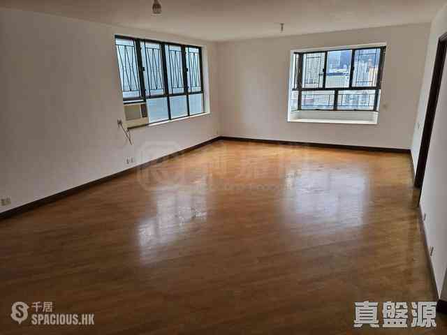 Causeway Bay - Victoria Centre Block 2 02