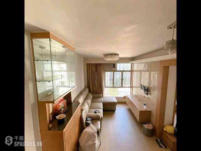 Quarry Bay - Nan Fung Sun Chuen Block 1 03