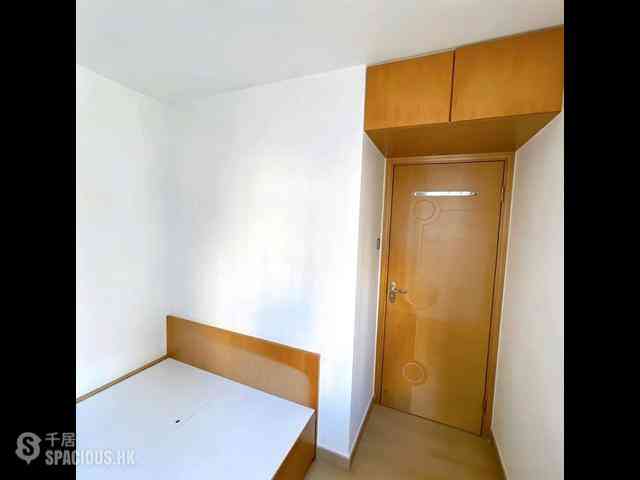 Quarry Bay - Nan Fung Sun Chuen Block 1 09