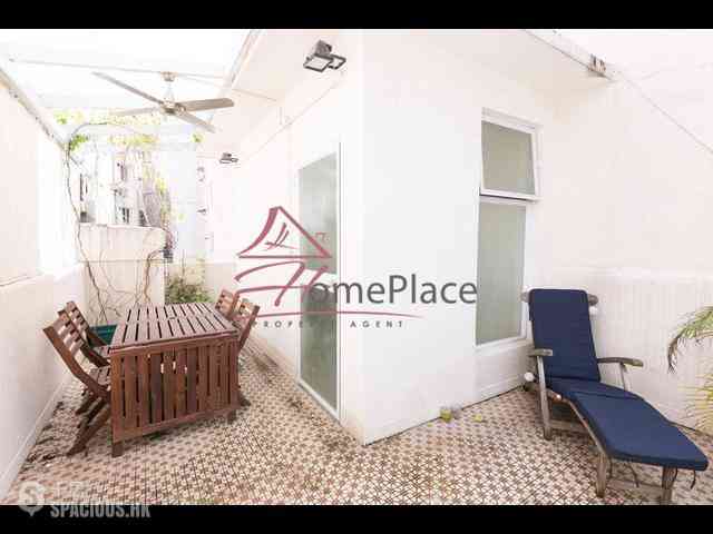 Central - 14, Gough Street 06