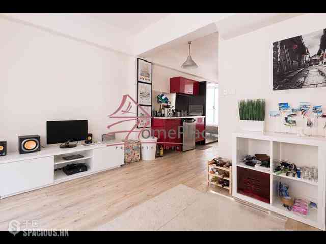 Central - 14, Gough Street 03