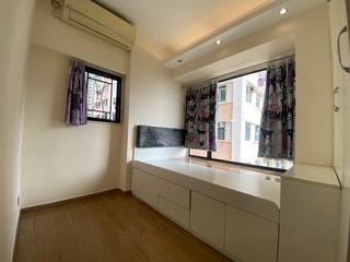 Shek Tong Tsui - Yick Fung Garden Block A 06