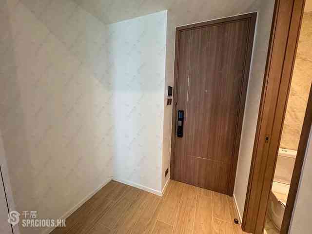 Sai Ying Pun - Des Voeux W Residence 03