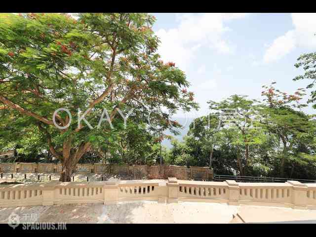 Pok Fu Lam - Felix Villas 02