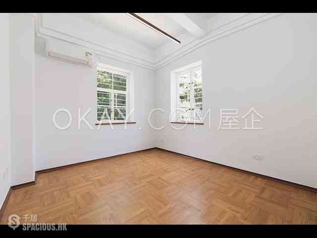 Pok Fu Lam - Felix Villas 16