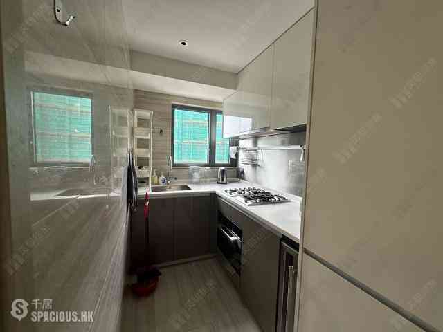 Wong Chuk Hang - The Southside Phase 1 Southland Tower 2A 04