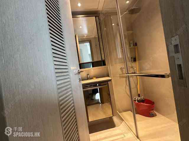 Wong Chuk Hang - The Southside Phase 1 Southland Tower 2A 05