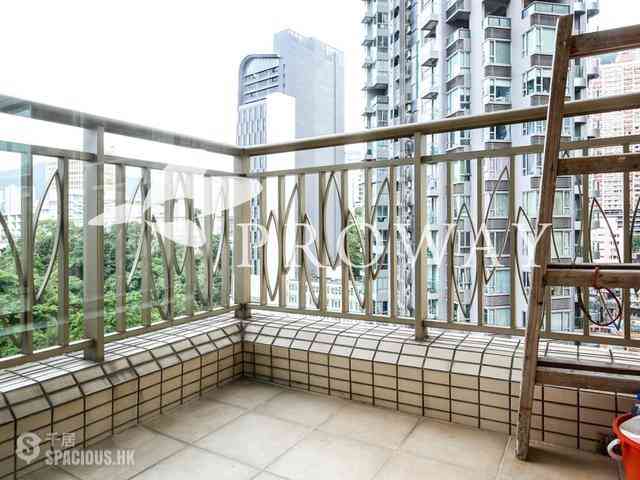 Wan Chai - The Zenith 03