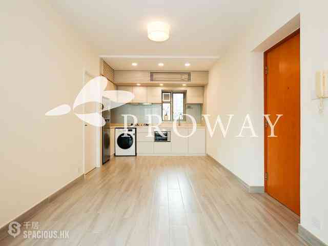 Wan Chai - The Zenith 04
