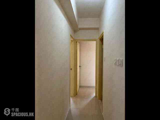 Mid Levels West - Rowen Court 02