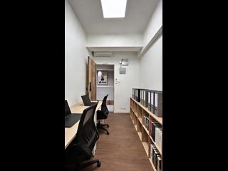 鲗鱼涌 - 东祥工厂大厦 08