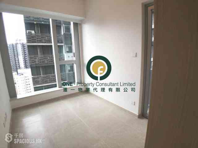 Sai Ying Pun - No.8 Hing Hon Road (Resiglow-Bonham) 05