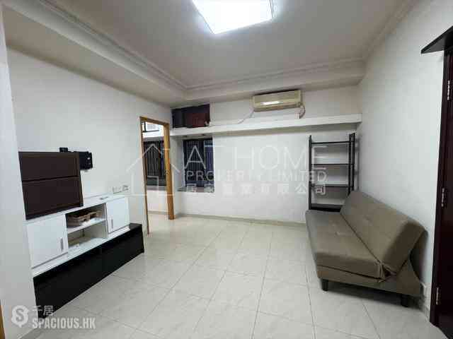 Sai Ying Pun - Liang Ga Building 02