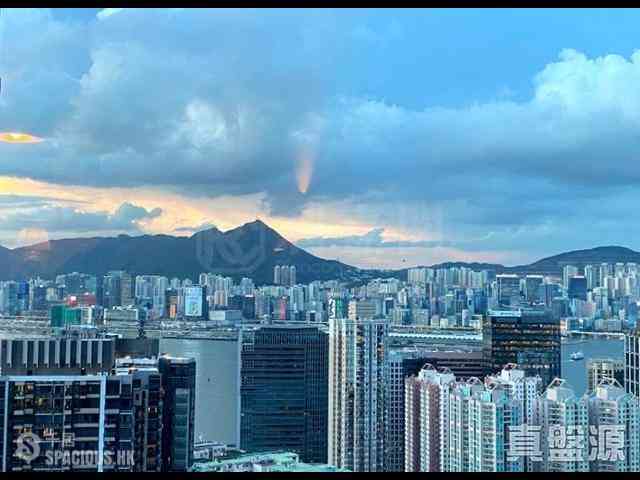 宝马山 - 宝马山花园1期8座 01