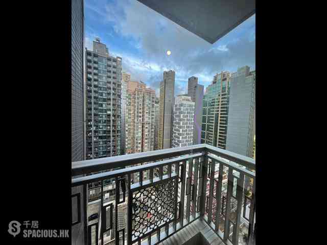 Causeway Bay - Diva 01