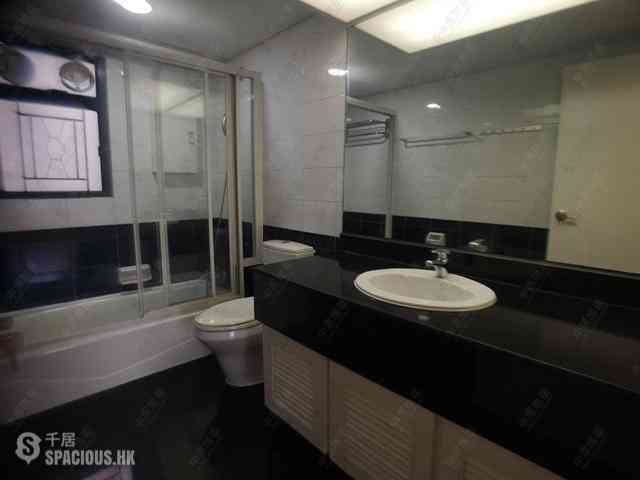 Mid Levels Central - The Grand Panorama Block 2 08