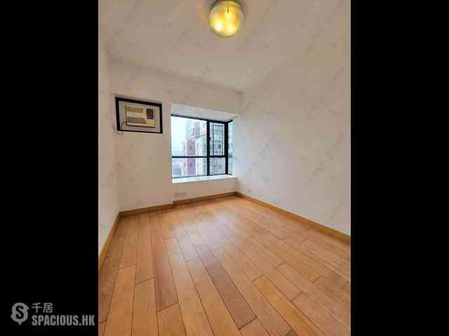 Mid Levels Central - The Grand Panorama Block 2 09