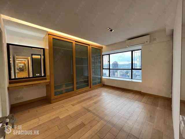 Mid Levels Central - The Grand Panorama Block 2 24