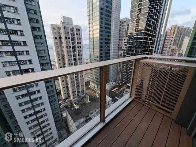 Sai Ying Pun - Des Voeux W Residence 01