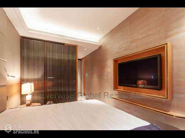 West Kowloon - The Harbourside 11
