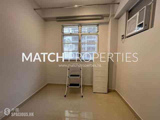 Sai Ying Pun - Fung Yat Building 03