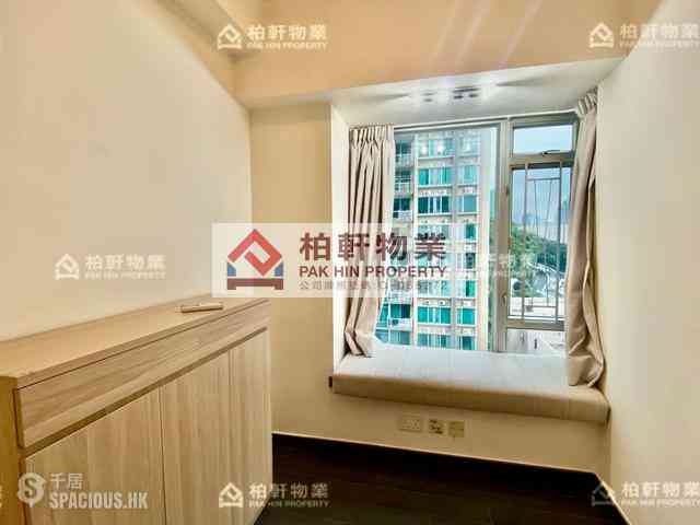 Quarry Bay - Royal Terrace 02