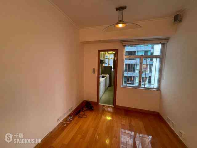 Sheung Wan - Kian Nan Mansion 05