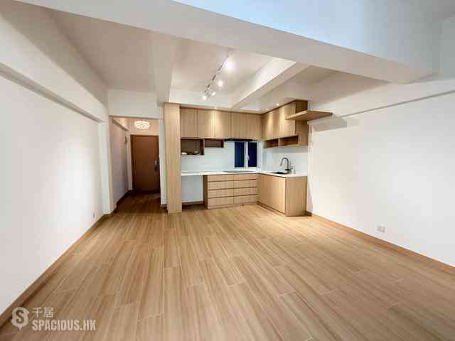 Wan Chai - Yau Kwong Building 10