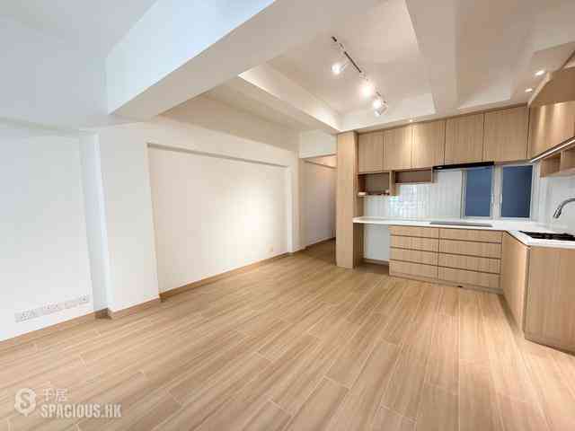 Wan Chai - Yau Kwong Building 11