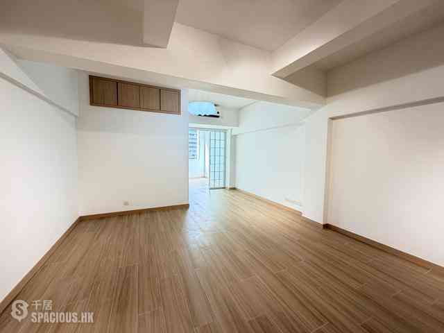 Wan Chai - Yau Kwong Building 12