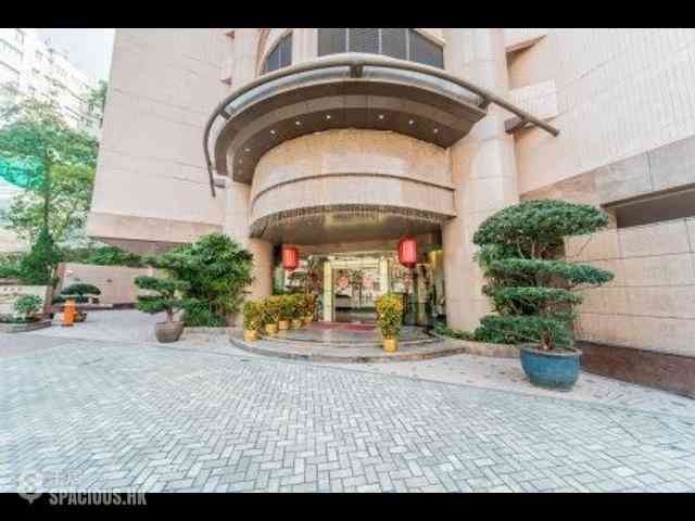 Mid Levels Central - Fairlane Tower 04