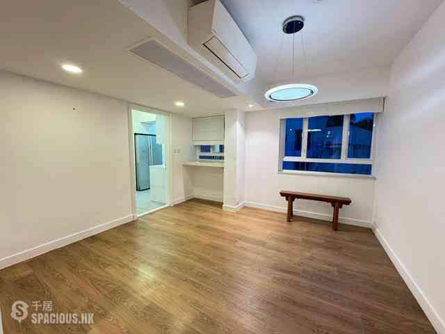 Leighton Hill - Rose Court Block B 05