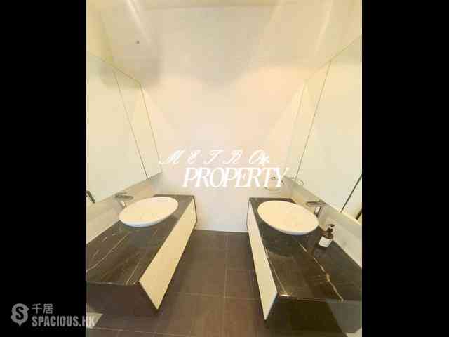 Pok Fu Lam - Woodbury Court 02