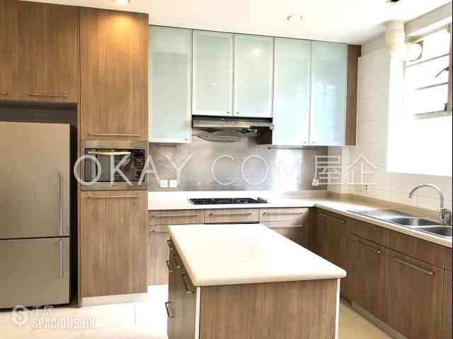 The Peak - La Hacienda Block B 04