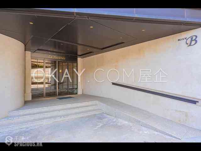 The Peak - La Hacienda Block B 24