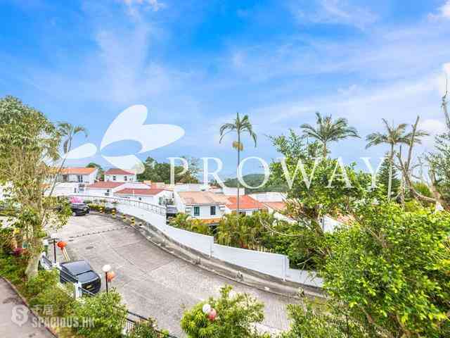 Clear Water Bay - Las Pinadas 02