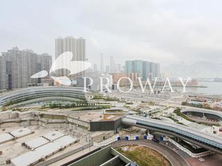 West Kowloon - The Waterfront 02