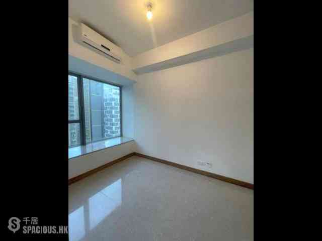 Causeway Bay - Diva 05
