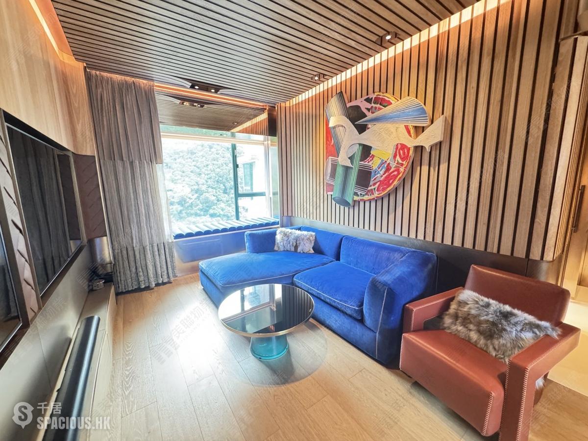 Mid Levels Central - Hillsborough Court 01
